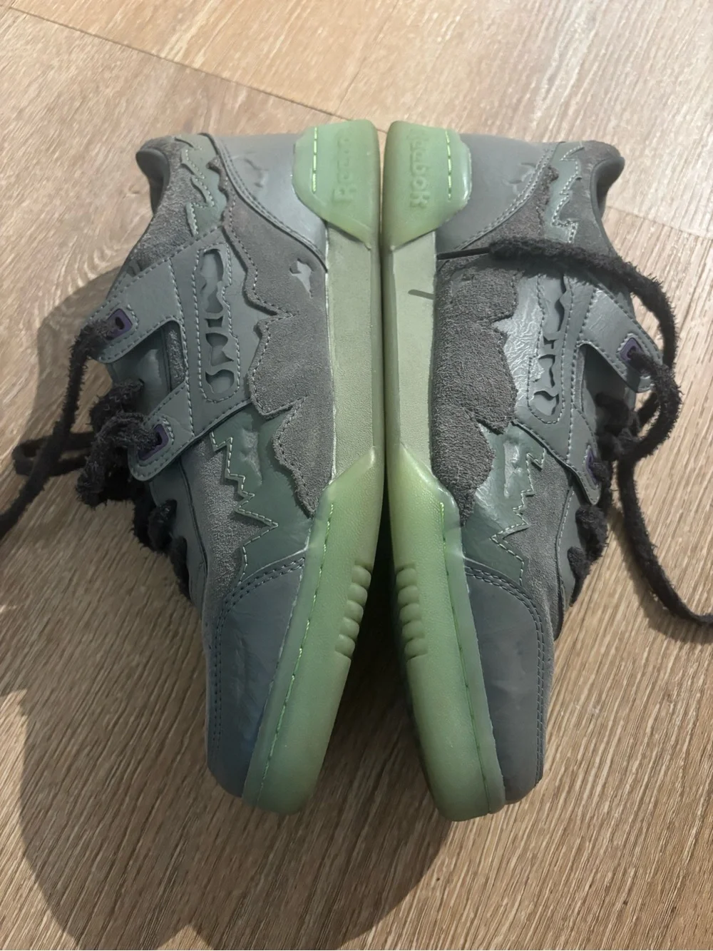 Reebok used see